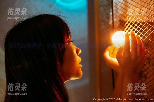MiiTao蜜桃社-佩琦Pinky MiiTao蜜桃社 - 办公室大战:佩琦Pinky大显身手的套图合集!