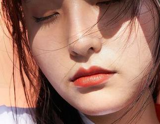 MiiTao蜜桃社 – 纯白色的忧伤，小魔女lily的写真图册太真实了