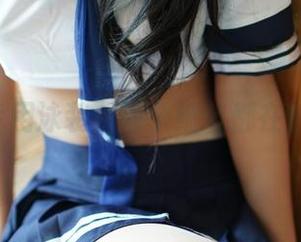 ROSI专用泳装：每个细节都在悄悄诉说