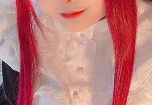 SayoMomo的愚人众阿蕾奇诺高清壁纸，超想把她放在我的手机屏幕上，太可爱了