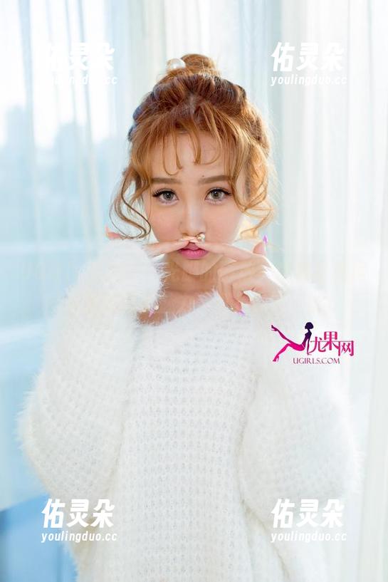 UGirls尤果网-李易童 UGirls尤果网 - 光脚的释放,李易童私房图包里的裸足魅力,真是欲罢不能。