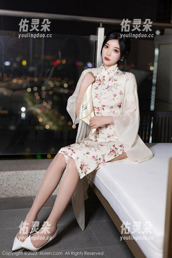 Xiuren秀人网 - 夏诗雯Sally带来的JK福利，原来摄影也能这么撩人！