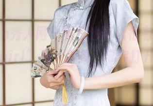 Xiuren秀人网 – 黄瓜也可以很有趣，“拍黄瓜girl”双人合集，带你打开新视野。