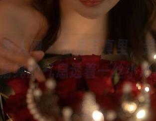 Xiuren秀人网 – 私房写真里，楚恬Olivia清纯的气息透着一丝小心机
