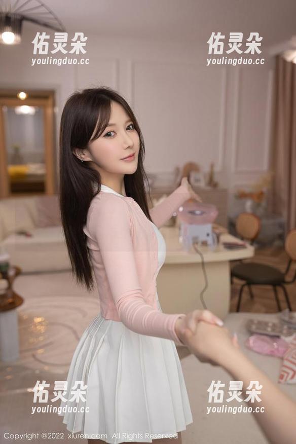 Xiuren秀人网-爱酱里 Xiuren秀人网 - 精选爱酱里作品,裤里丝,难道每个人心里都有一根?