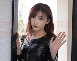 Xiuren秀人网 – 从未见过的金小依：看她的奶牛写真，简直是眼福与心动