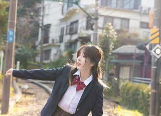 YouMi尤蜜荟 – 左冰Queen：浴缸里的写真，那一瞬间水波荡漾的冷与热
