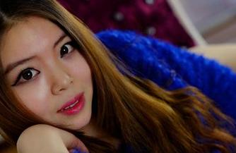 pans – 小小修女在网盘里游荡：她的写真让我明白，修女也有另类的面孔。