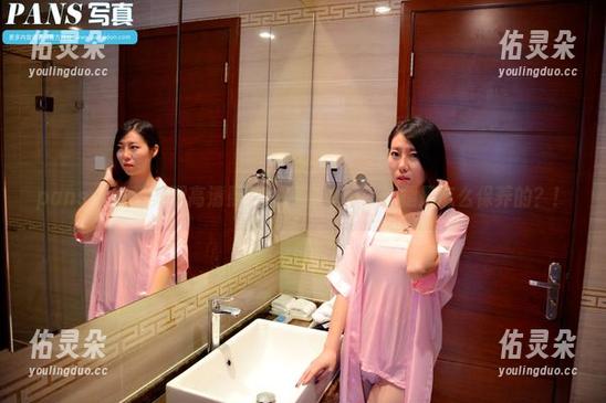 pans-紫萱 pans - 紫萱美腿高清照片:我就想问,这腿是怎么保养的?!