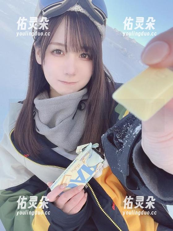 最新图集大揭秘，けん研(けんけん)裤里丝让你心跳加速！