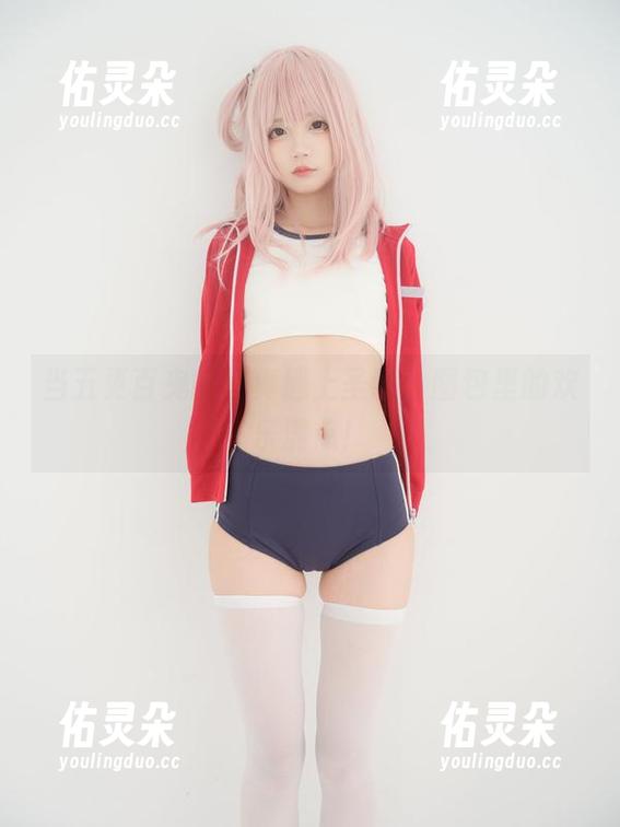 当五更百鬼的写真遇上圣诞，图包里的欢乐满点！