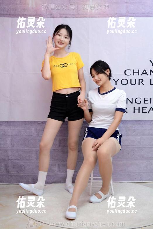 初夏女神-柒柒 初夏女神 - 在教室里撒野的柒柒:写真集更新,快来加入这一课!
