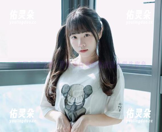 在网盘里找寻：可可小白兔的体操服女学生变身