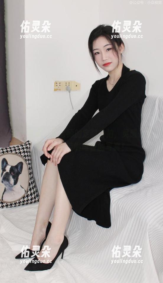 小众视觉-珂老师 小众视觉 - 珂老师的定制自拍,灵感来自床上、自带咖啡香的写真!