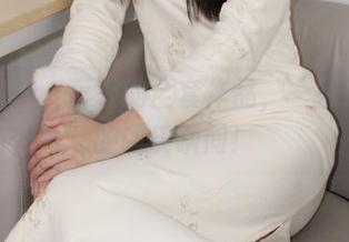 小众视觉 – 蓉蓉的全套作品，一抹纯白里的调皮瞬间！