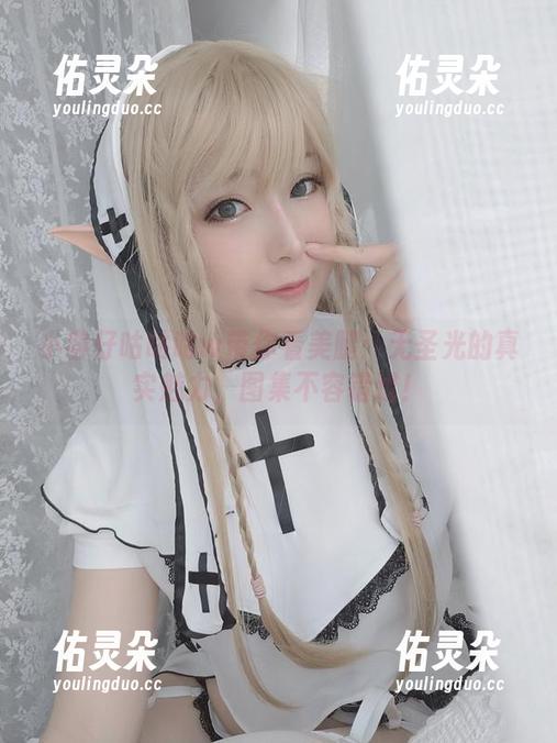小容仔咕咕咕w带你看美腿：无圣光的真实魅力，图集不容错过！