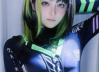屿鱼yukako的碧蓝航线：让你的视线从这里停留的足部合集分享！