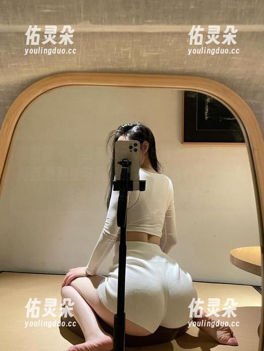 左公子666 微密圈 - “当左公子666遇上连衣裙:这简直是视觉与颠覆的完美结合!”——到底谁说连衣裙只能优雅?