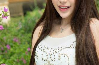 推女神 – 雪瑞Lisa的高跟鞋，写真美图中不经意的优雅与叛逆