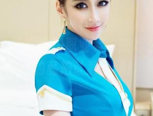 推女郎 – 真没想到职业装也能这么美，Lina的私拍让我心动！