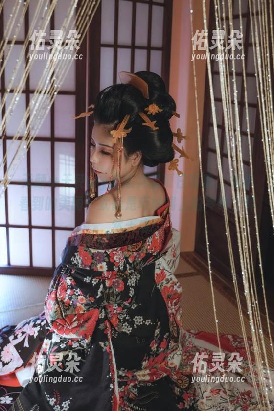 无颜小天使wy 无颜小天使wy邀您共赏夏日写真:免费看到的美丽,就像是巧妙端上的冷饮,浑然天成!