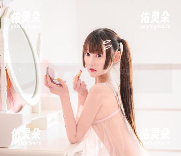 星野咪兔 天使or魔鬼?星野咪兔的写真cos让人起了一点点小坏心思。