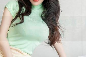 星颜社 – 转转Lisa的浴室小剧场：套图带来的每一滴惊喜