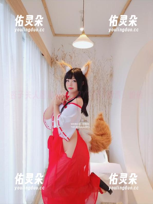 杏子夫人图集揭秘：BYTFFL精选，偷偷看了又看！