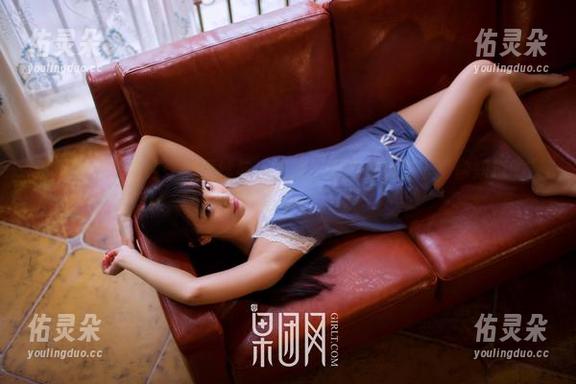 果团网-王语纯 果团网 - 王语纯:裤里丝与无圣光,图包里的那个“你知道的”瞬间!