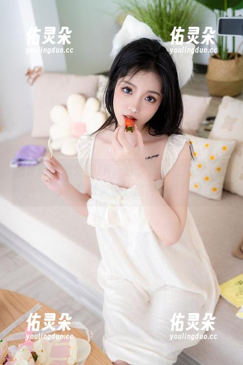桃良阿宅 桃良阿宅的外出JK,分享如何在阳光下做到‘皮肤光滑’这种神奇!