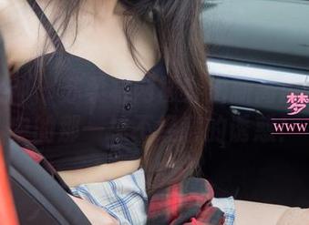 梦丝女神 – 苏柔将网袜穿出新高度：原图中的那一抹不经意的诱惑！
