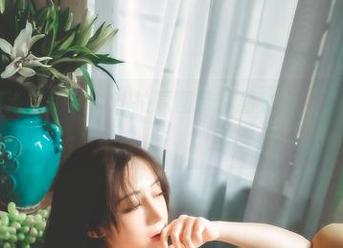 樱晚gigi浴缸探秘，私拍原图带你看那些‘湿’身时刻！