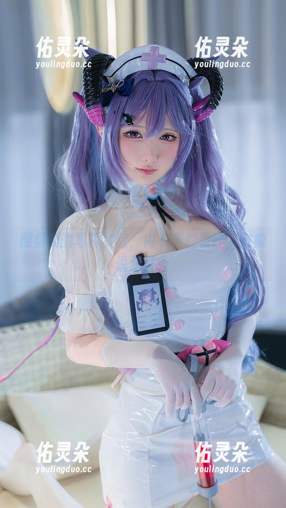 樱梨梨 樱梨梨的写真实验:内衣里的哲学,谁能说清楚?