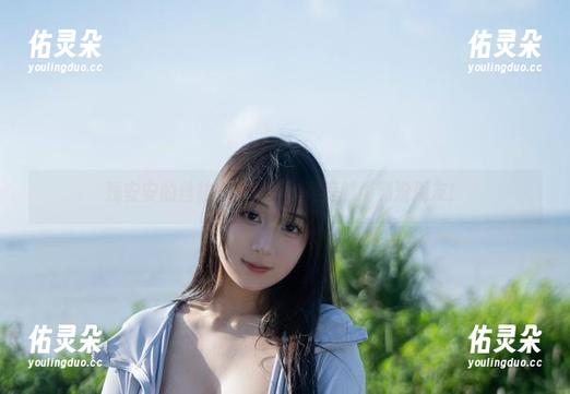 浅安安 浅安安的丝袜套图更新,真是时尚到没朋友!