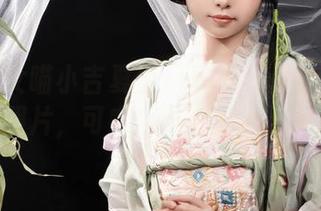 爆机少女喵小吉夏日写真集：你以为只是照片，可实际是心跳加速！