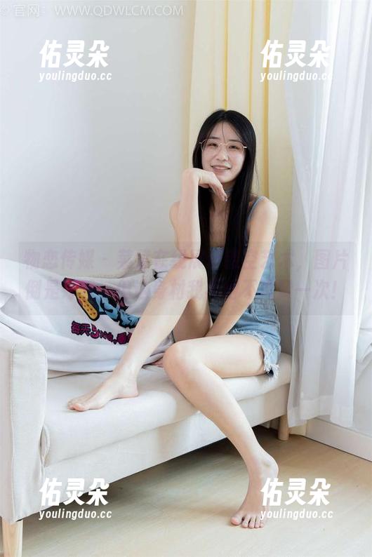物恋传媒-菜菜 物恋传媒 - 菜菜在线展示镂空艺术,图片倒是好看,但这身材我不得不再赞一次!