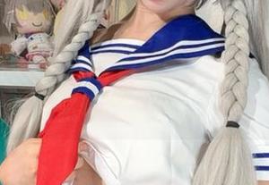 想知道桐生桔梗A在白栎Shirly的高清图库中藏着什么故事吗？