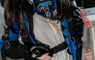 宵宫里的白莉爱吃巧克力：一组写真，眼前忍不住想多看几眼。