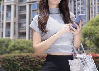 秀人网 – 免费！想看FoxYini孟狐狸的豹纹套图？我这里有最火的分享