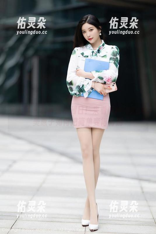 秀人网-Mieko林美惠子 秀人网 - 水手服福利日!来看看Mieko林美惠子如何把简单变得特别