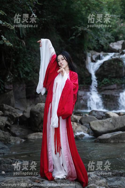 秀人网-夏馨瑶 秀人网 - 花嫁写真集!夏馨瑶的样子,那些可爱的瞬间该被牢记!