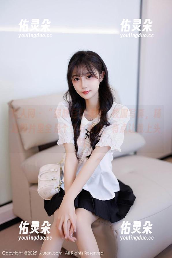 秀人网-猫咪巨臀妹妹 秀人网 - “猫咪巨臀妹妹”校服写真,精选图片里全是个性与魅力,有点让我上头哦。