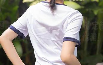 秀人网 – 想不到陈雅漫VICKY的定制礼服能把这种作品演绎得如此优雅！