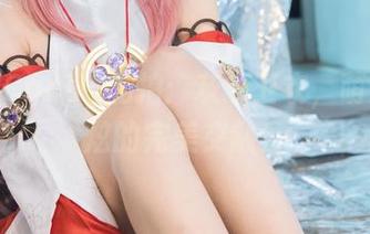 糖果果Candy私拍：灰色卫衣，萌态与酷炫的完美交融！