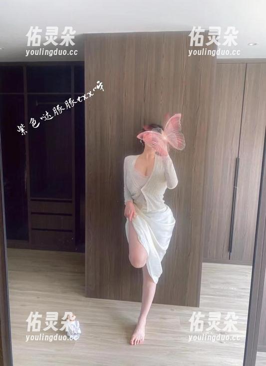 紫色哒豚豚 微密圈 - 学妹的私拍,图片中紫色哒豚豚的空气仿佛都变得有点甜
