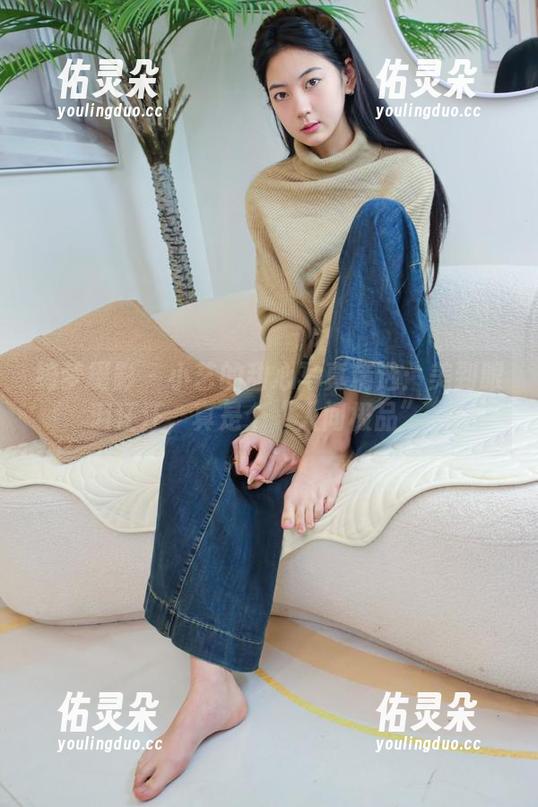 绮梦摄影-小艺 绮梦摄影 - 小艺的甜心写真精选:美到眼泪汪汪,真是个“人间极品”。