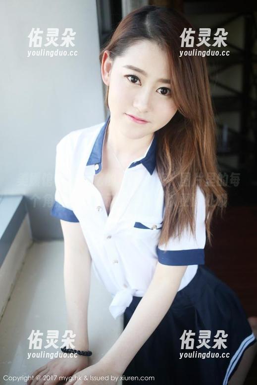 美媛馆 - 叶籽亿的套装之旅，图片里的每个角落都在暗示，资源可以更深处哦