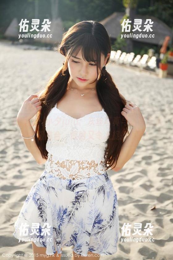 美媛馆 - 小夕juju：灰丝写真与高清艺术的终极融合，惊艳又令人捉摸不透！