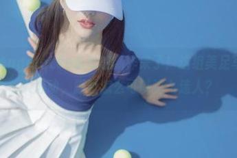 菠萝社 – AngelaLee李玲的新作来了！这组美足写真真是让人心动，脚趾怎么可以这么迷人？