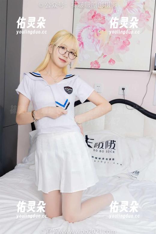 袜啵啵 - 瑶瑶校园写真全套：一张图片一场梦，谁说校园只有书本？
